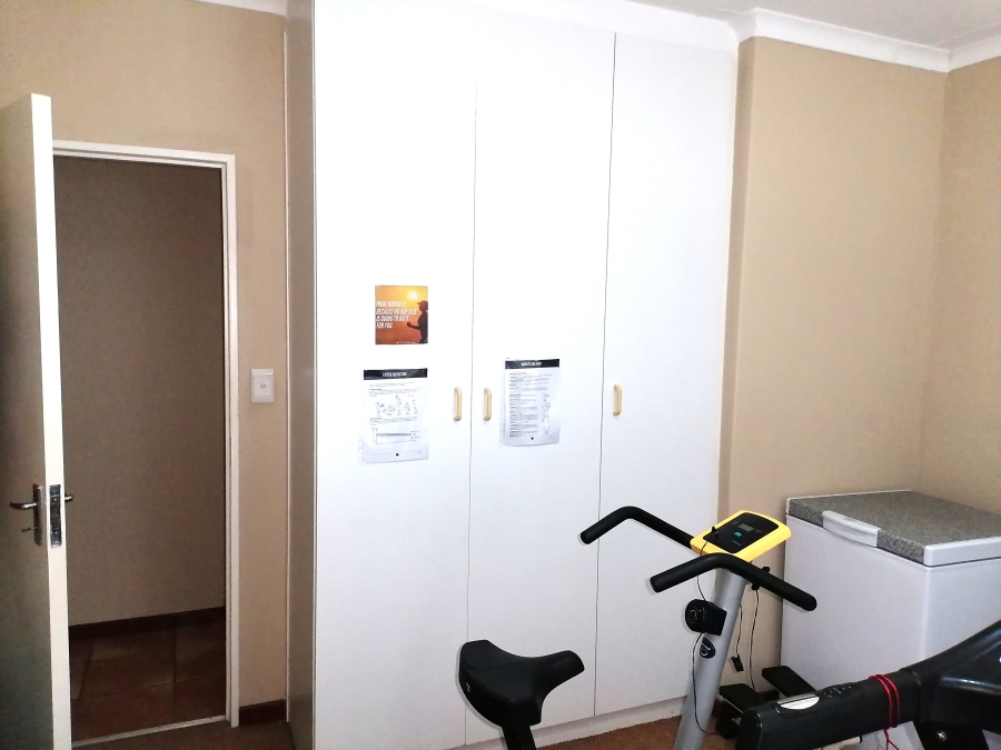 3 Bedroom Property for Sale in Admirals Park Western Cape